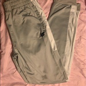 NWOT! Girl’s New Balance core tricot jogger!